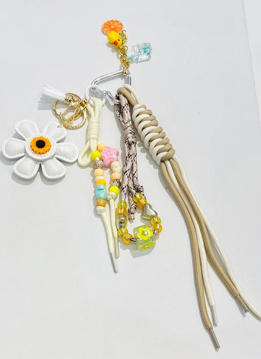 Bag charm flower