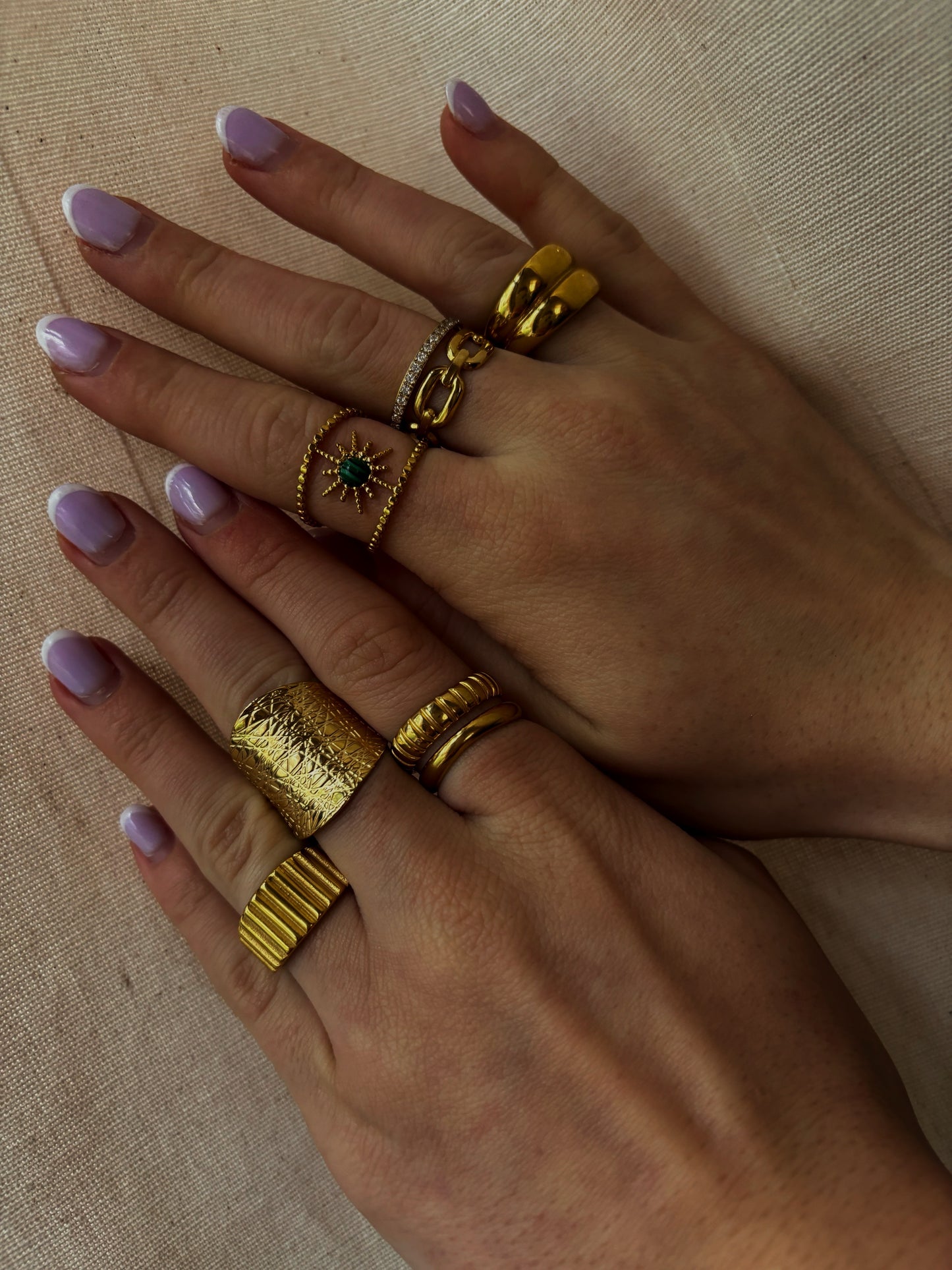 Ring Emerald sunburst