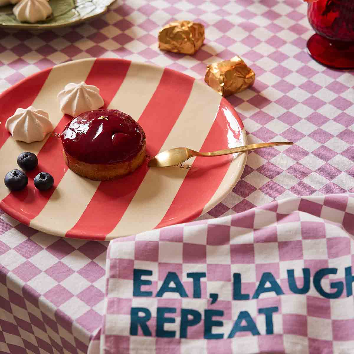 Josephine “eat, laugh, repeat”