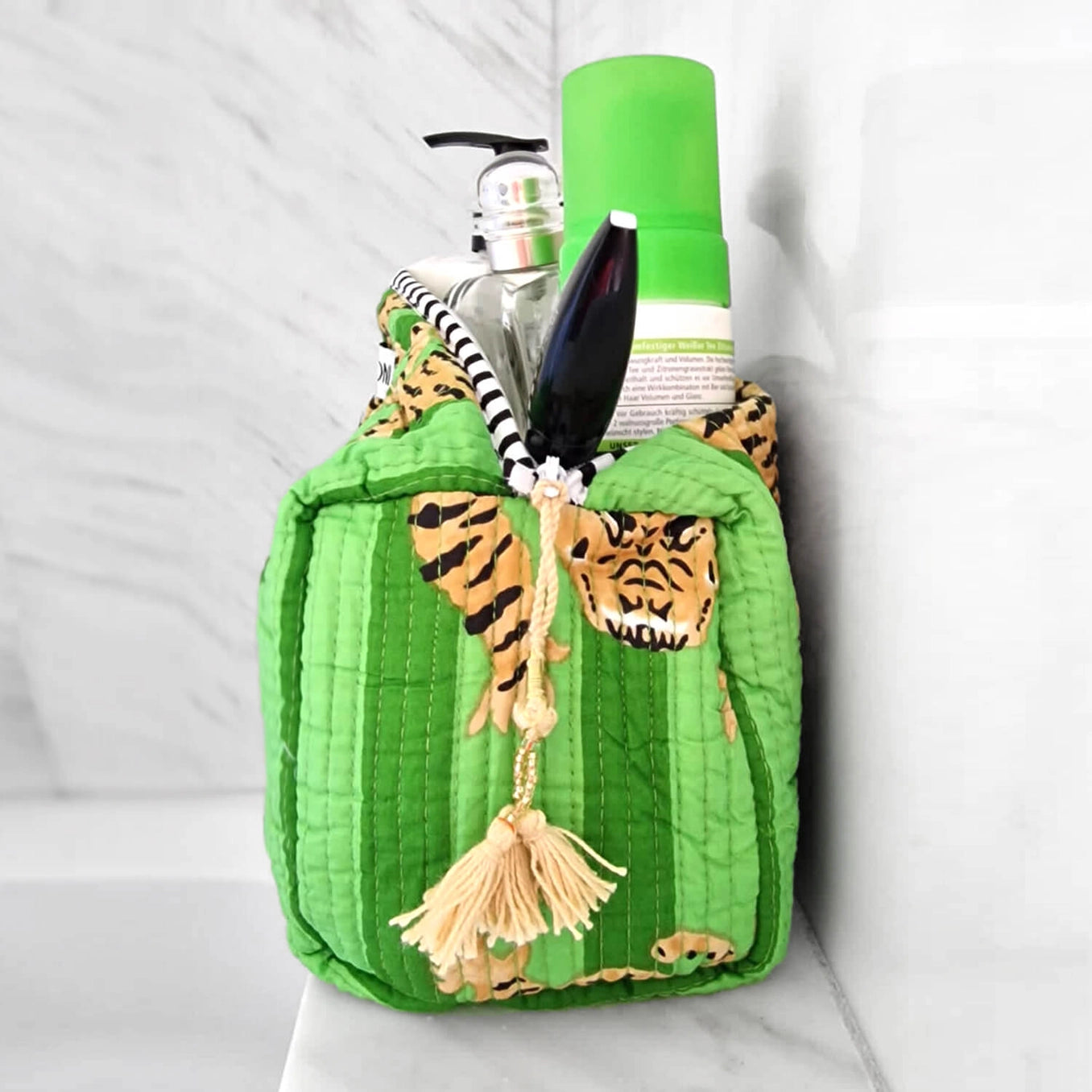 handgemaakte toilettas "poppy Tiger" groen